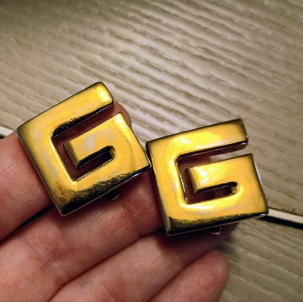 SOLD: Givenchy Vintage G Logo Clip-on Earrings